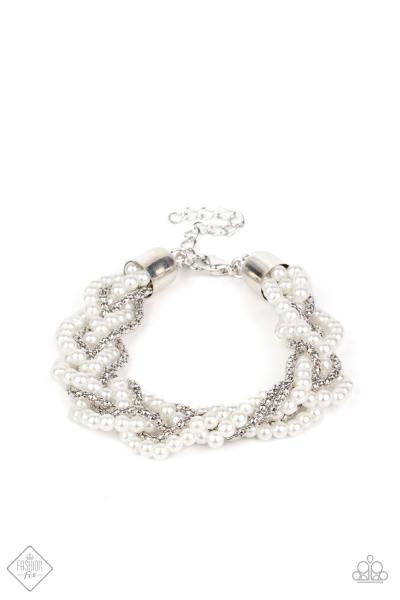 âVintage Variation - White