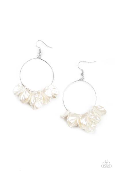 ​Sailboats and Seashells - White